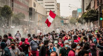 Crisis en Perú: mueren tres personas mientras manifestantes se concentran en Lima