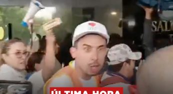 Manifestantes irrumpen en el Senado y sesión se traslada a sede alterna 